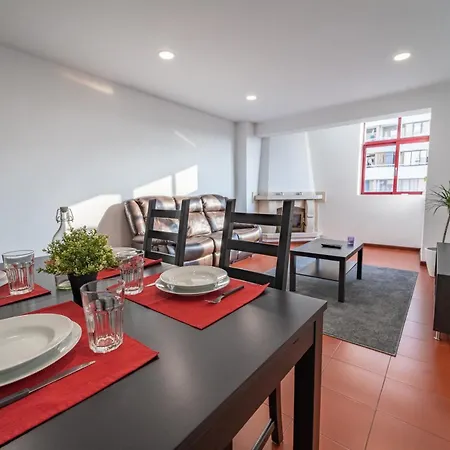 Apartmán Feliciano Ramos 1 - T4 Familiar Perto Do Centro Da - *